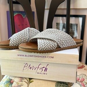 Blowfish Mallorie Woven Slide Size 8.5 NIB
